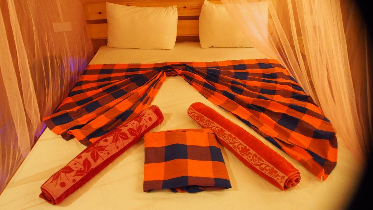 Orion Beach Way Hotel ตรินโคมาลี ภายนอก รูปภาพ